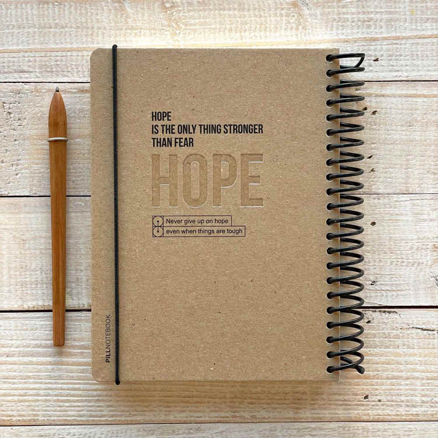 دفتر120برگ جلدسخت سیم ازبغل کش دار14*19پیل سری لایف