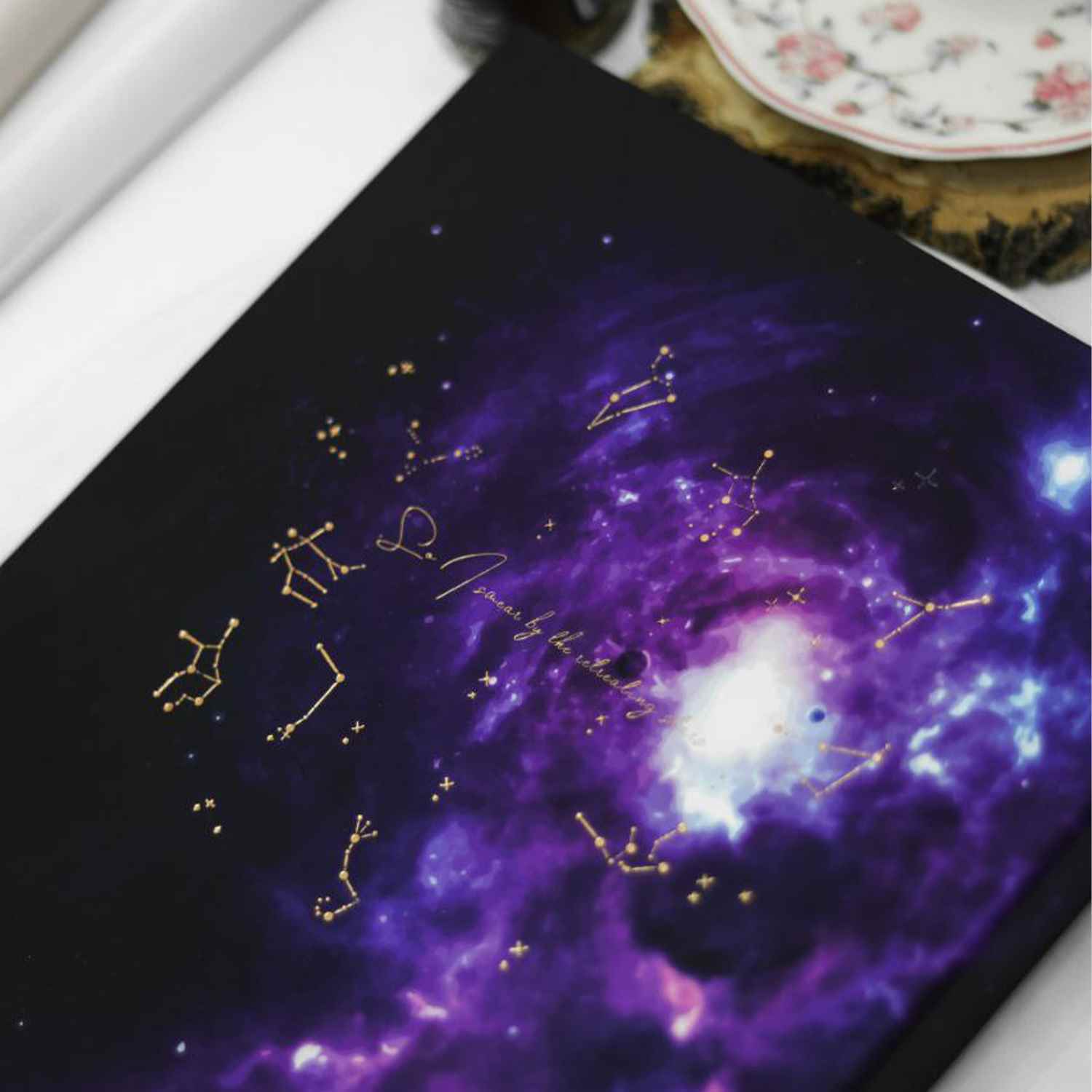 دفترکلاسوری26حلقه100برگ قفل فلز برگ سری کهکشانی کد71308