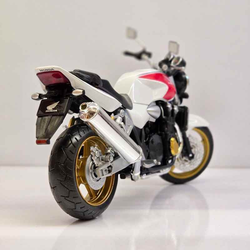 موتور بازی اتومکس مدل 1300 honda cb