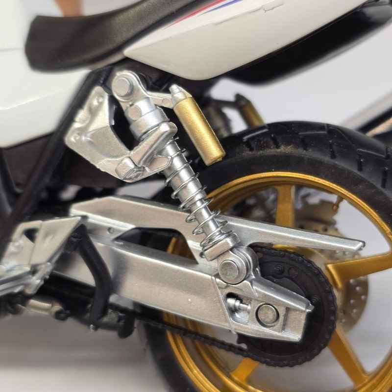 موتور بازی اتومکس مدل 1300 honda cb