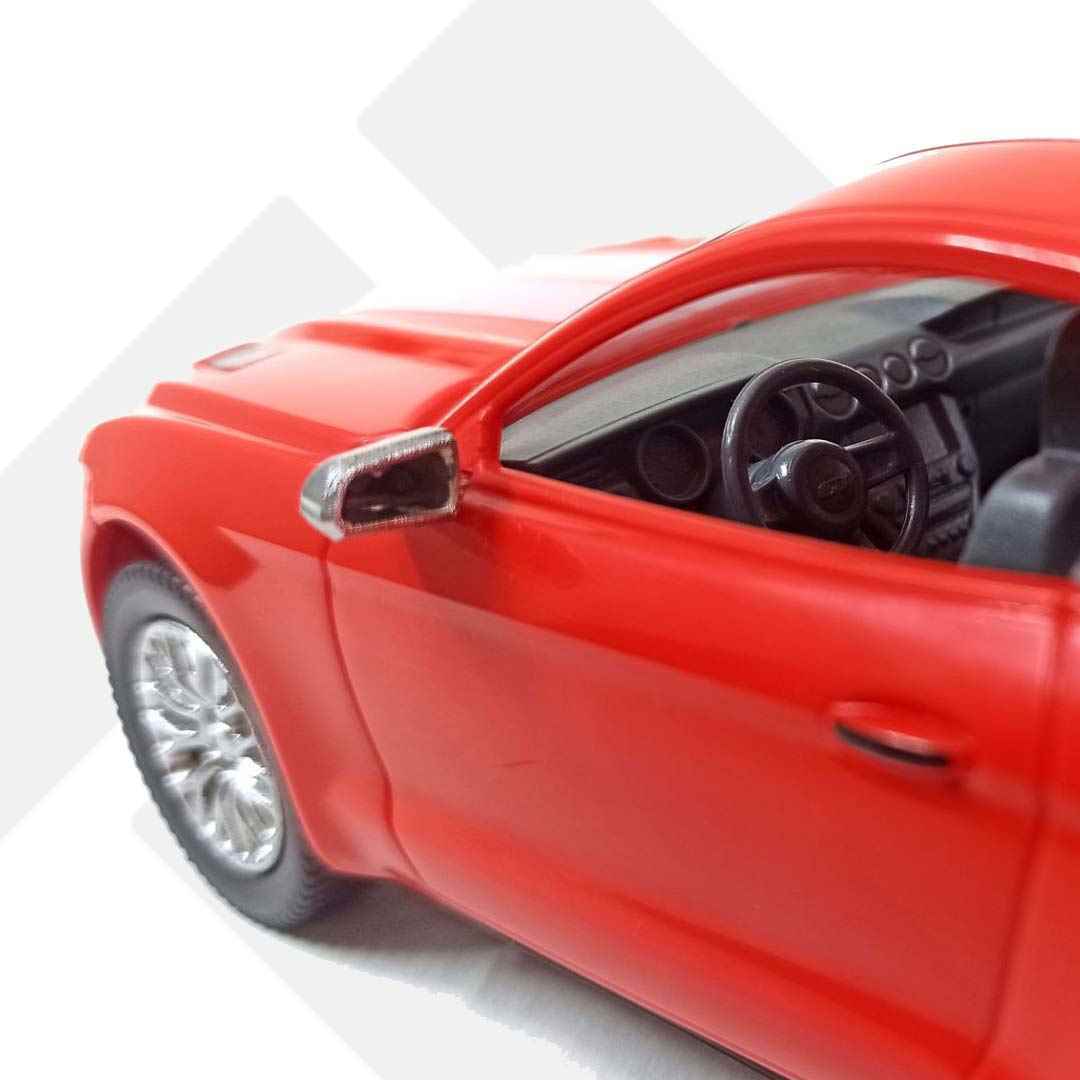 ماشین موستانگ رنگی اسکای 64