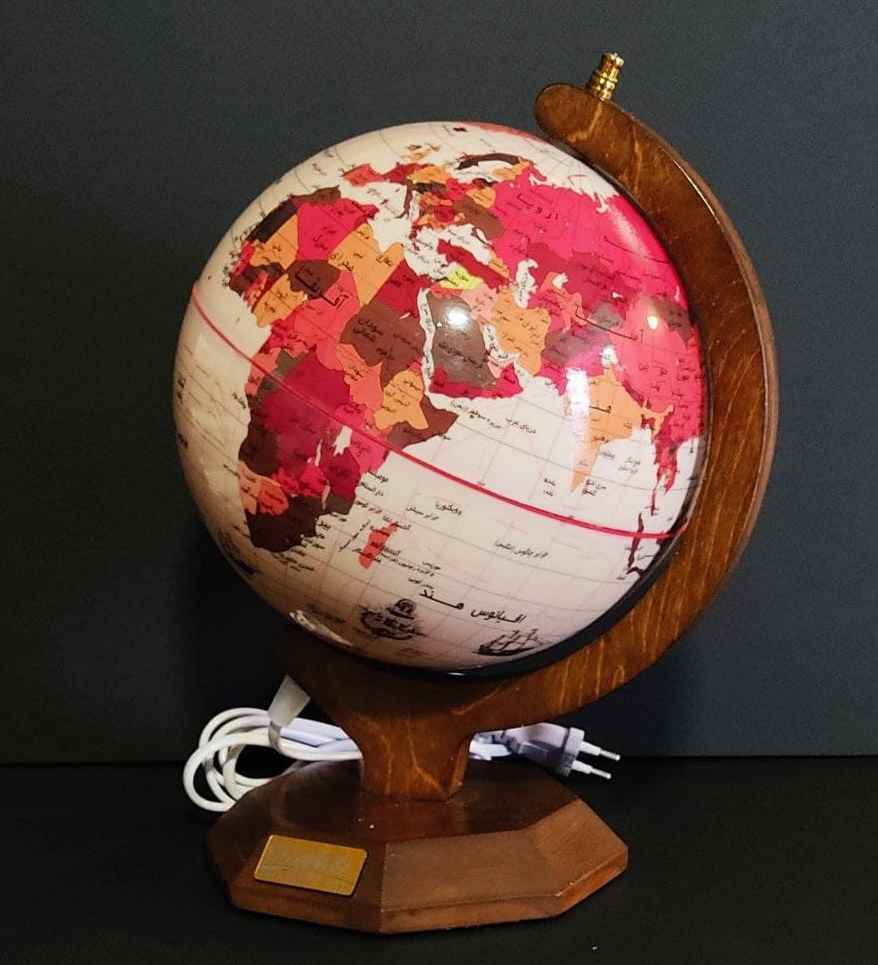 کره جغرافیایی سایز20 پایه چوبی8ضلعی چراغ دارایده کد117