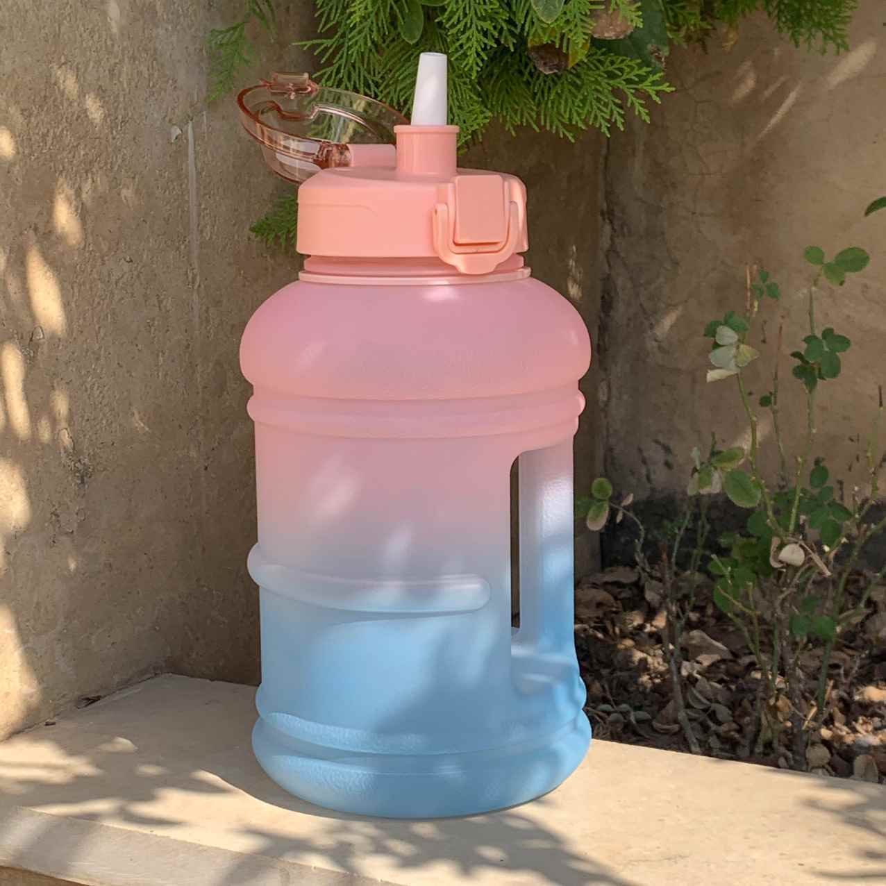 قمقمه پلاستیکی بزرگ کد03ـ86301 