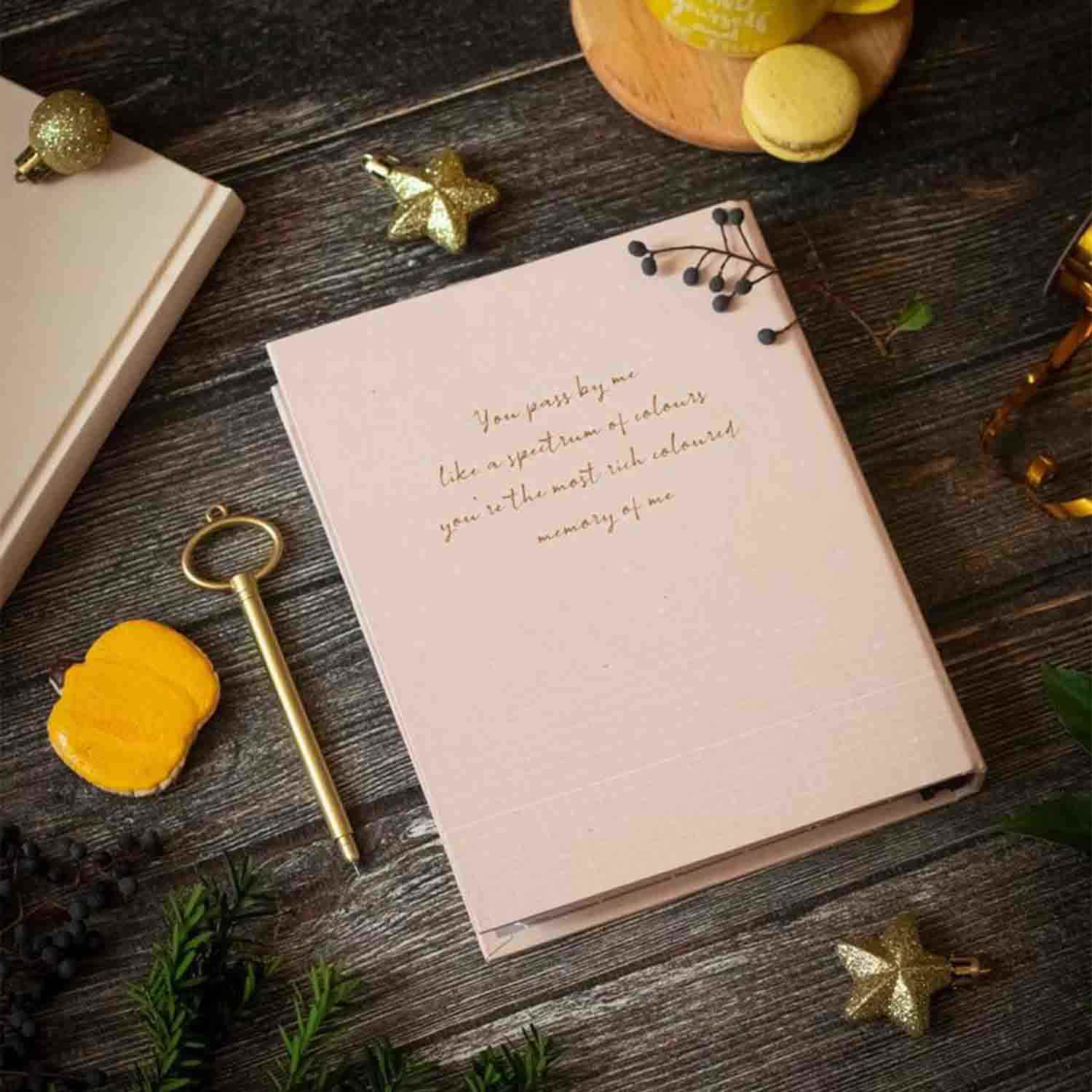 دفترکلاسوری20حلقه100برگ قفل فلز(کاغذ رنگی)برگ سری کیوت پالت کد71508