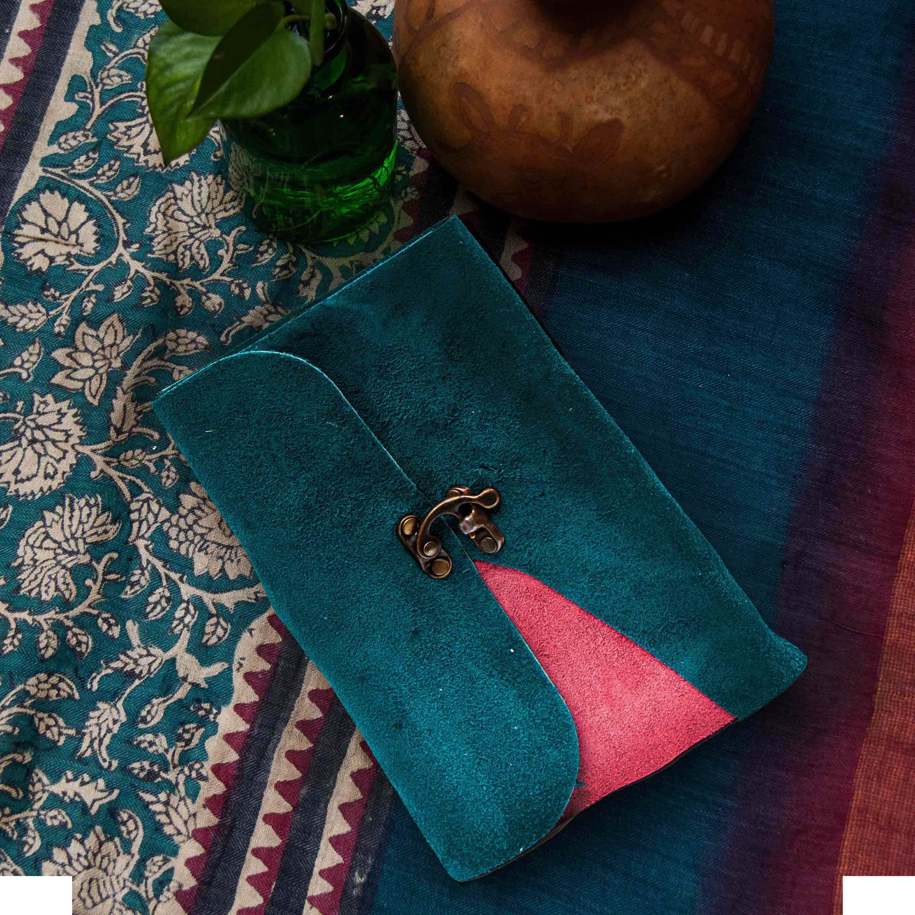 سررسید خانومچه چرم سایز1712حوض نقره سال1405