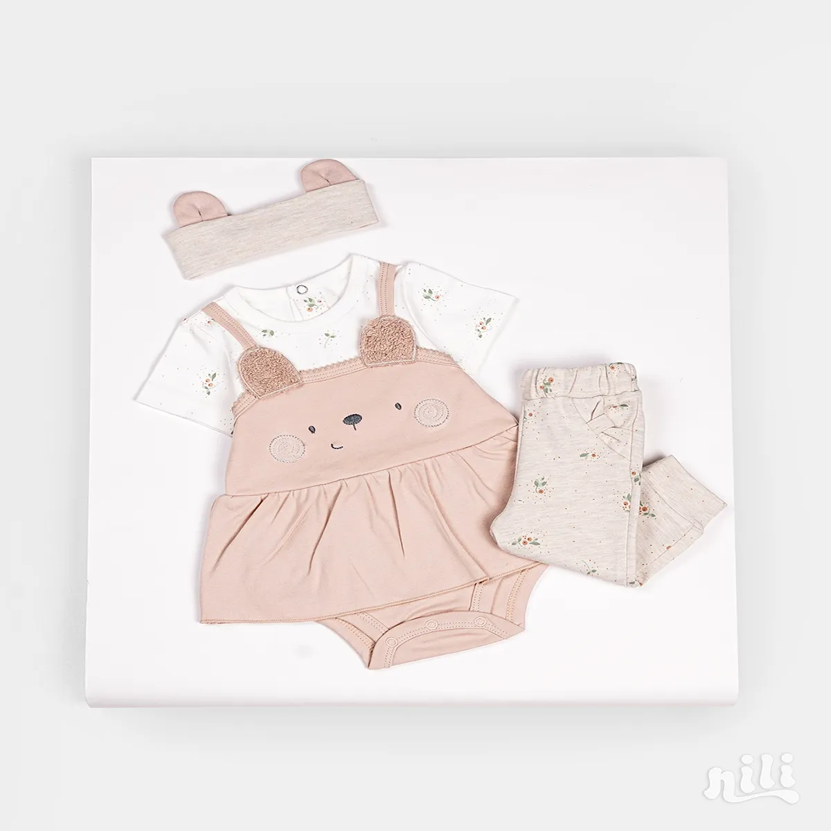 تل طرح فندق 9738