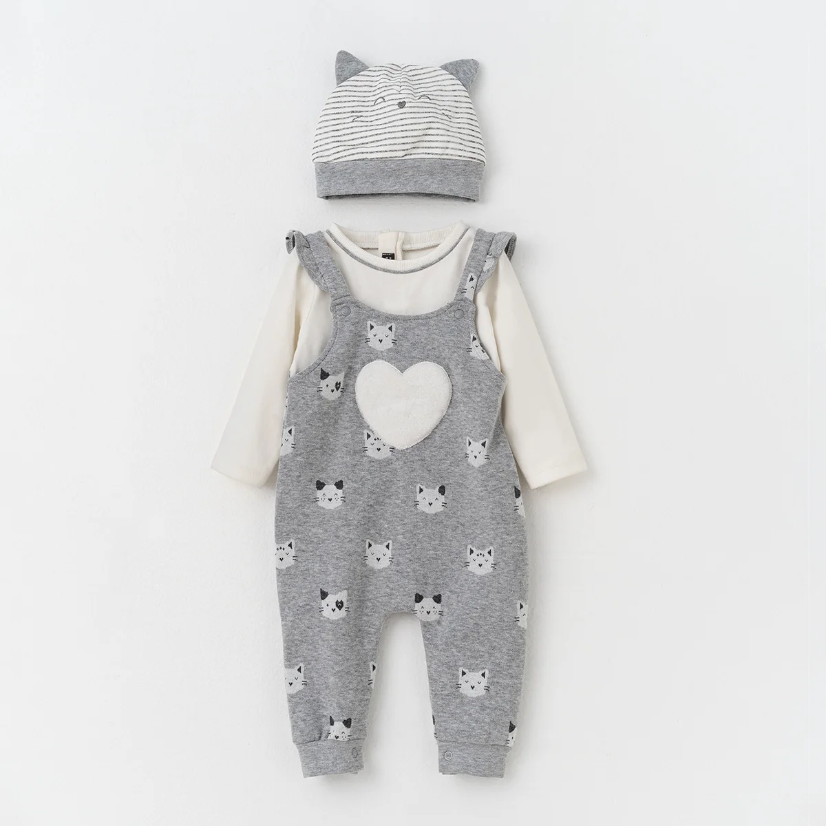 سرهمی دخترانه با کلاه طرح مگی کد 23109