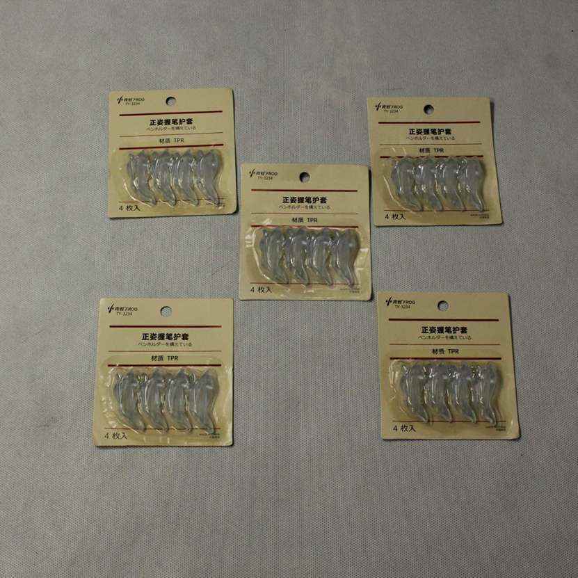 مداد گیر سیلیکونی شفاف طرح ماهی 4 عددی 3234 صبا 36 عددی